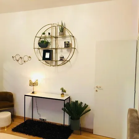 La Maison ,appartamento Di Charme E Benessere * Валенца